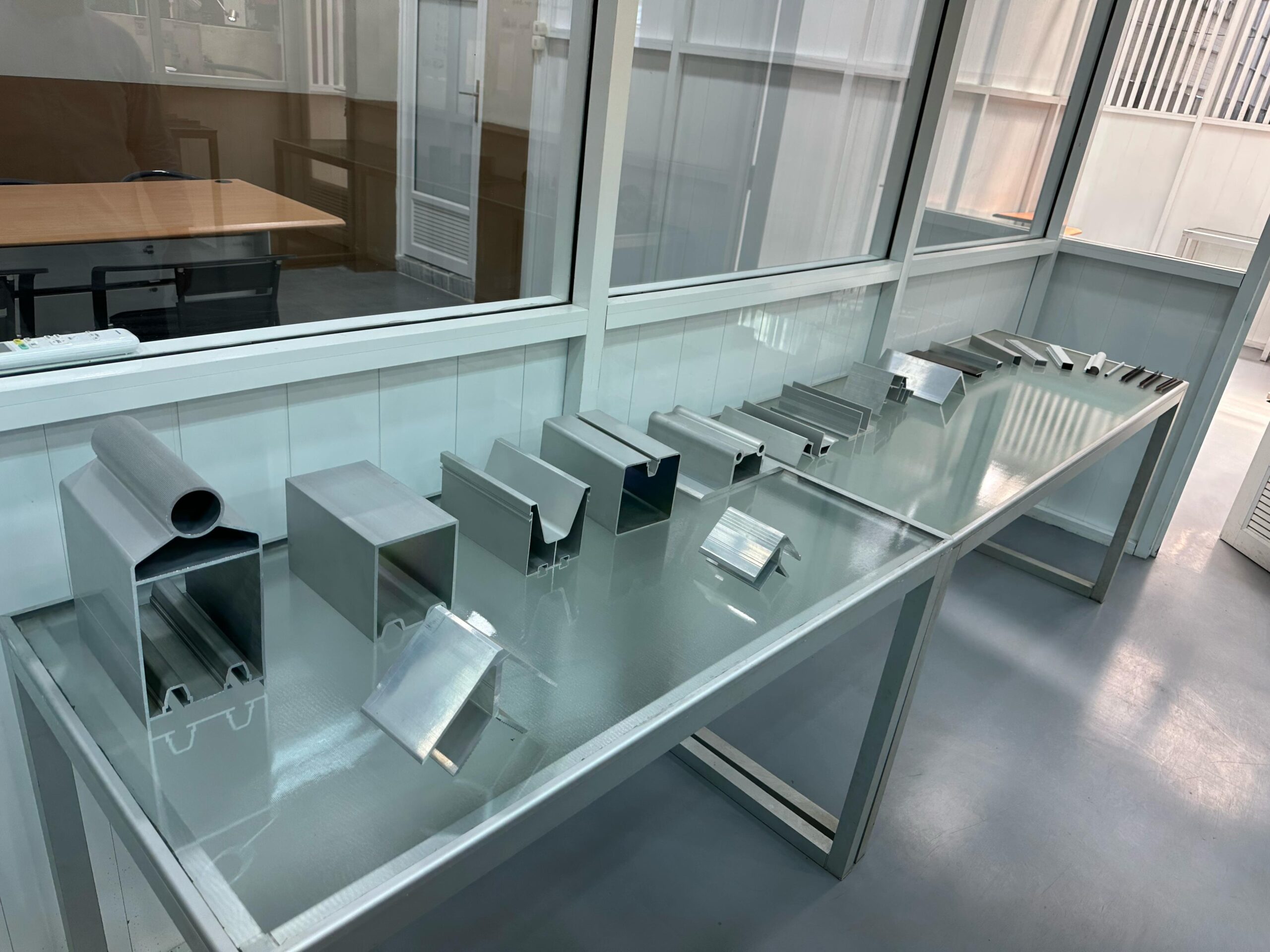 Aluminium Extrusion Customize