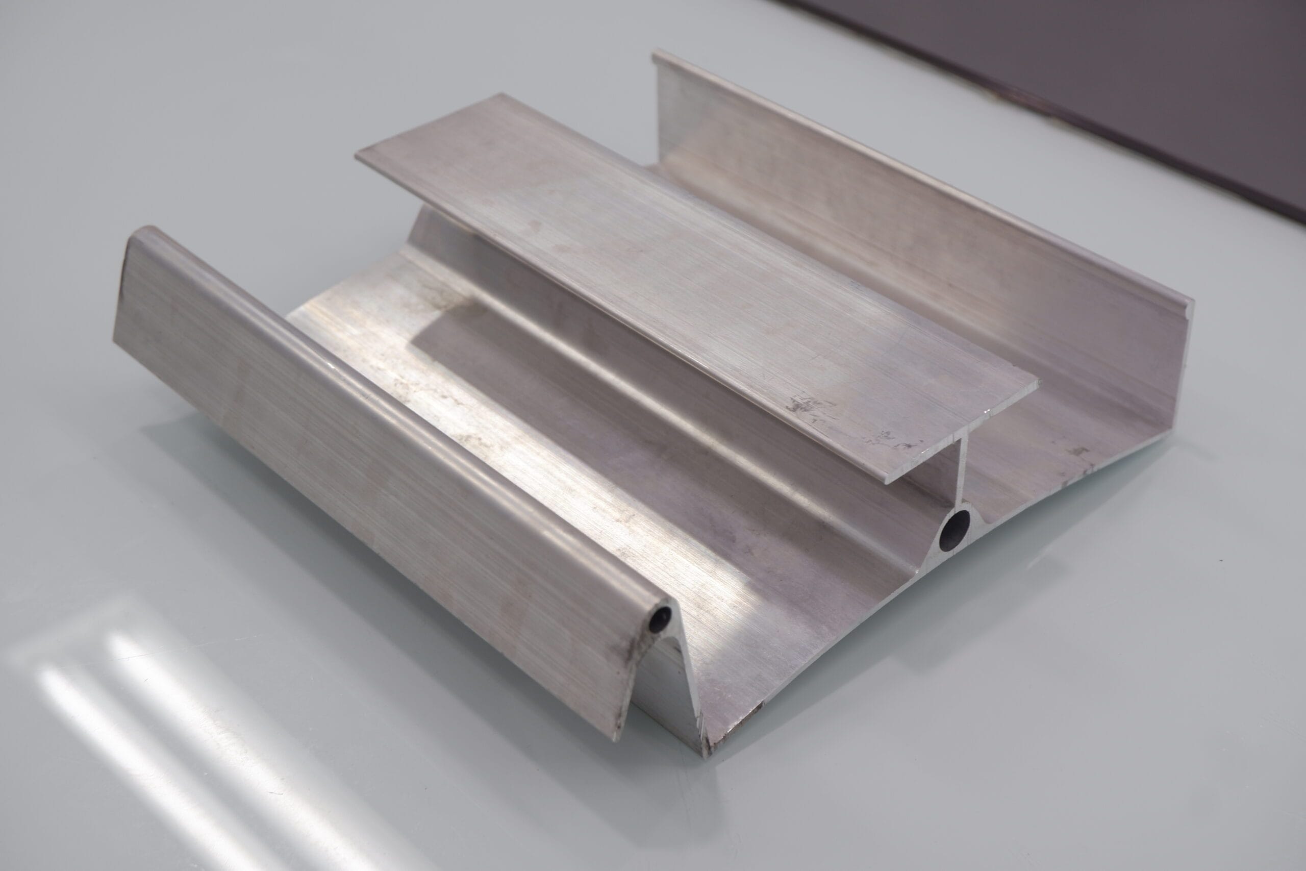 Aluminium Extrusion Profile 023